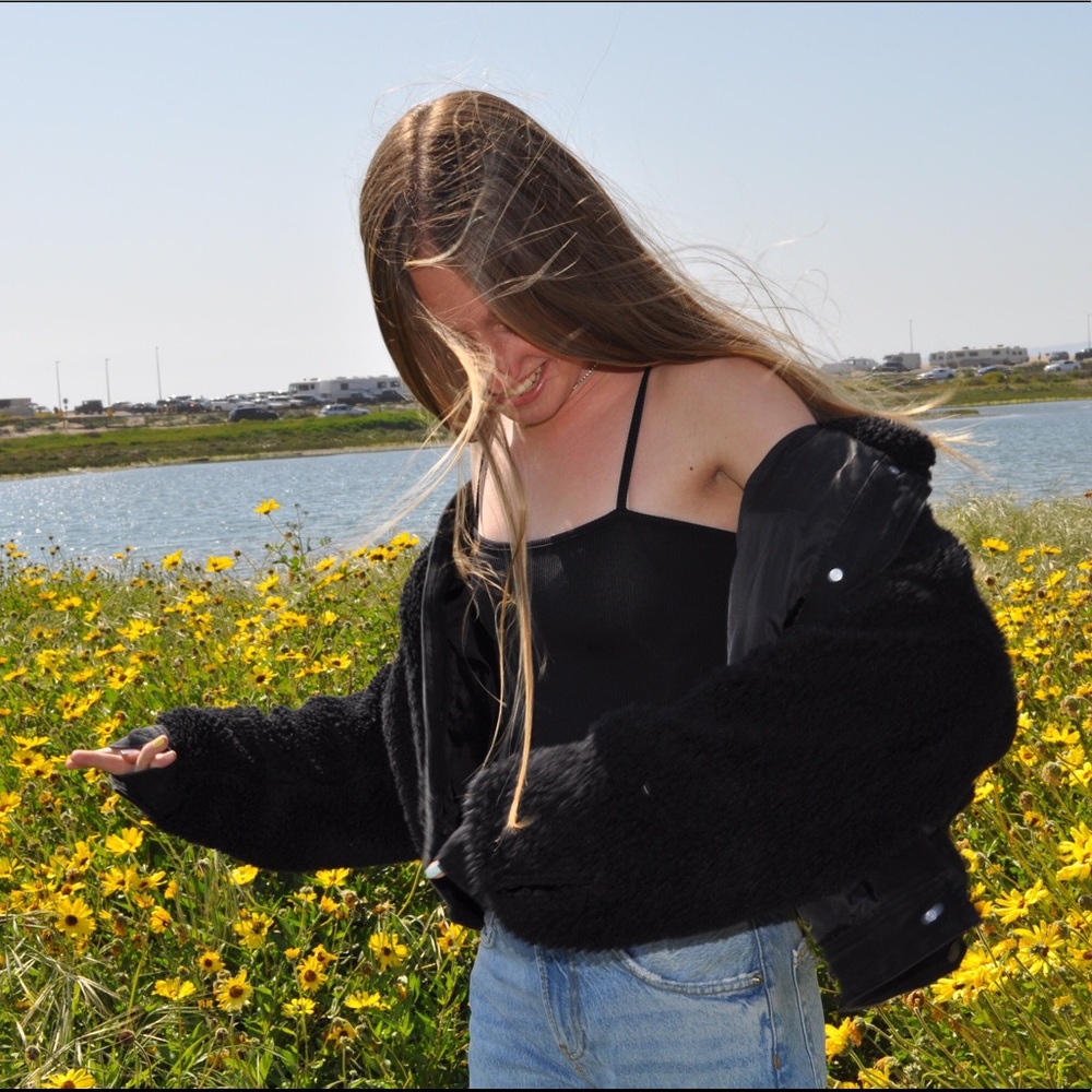 Meet your Posher, Ella